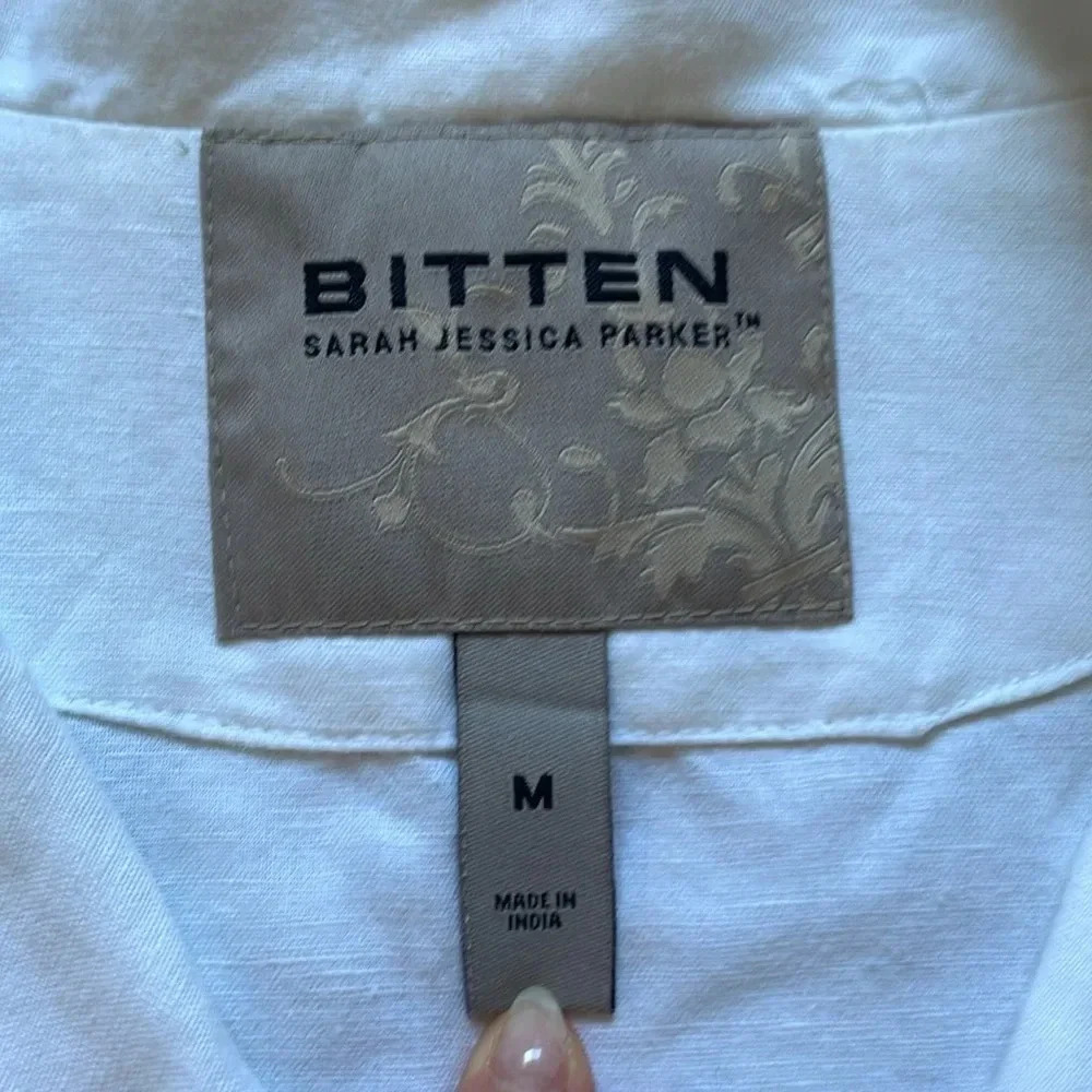 🔥4/$20 Bitten White Linen Blazer - Picture 6 of 16